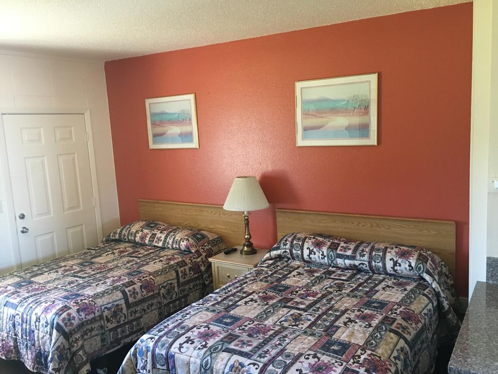 Budget Inn Motel Woodburn Eksteriør bilde