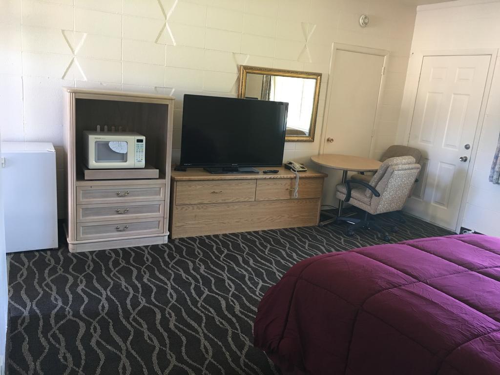 Budget Inn Motel Woodburn Eksteriør bilde