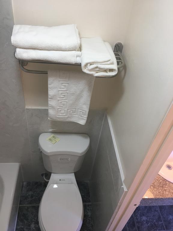 Budget Inn Motel Woodburn Eksteriør bilde