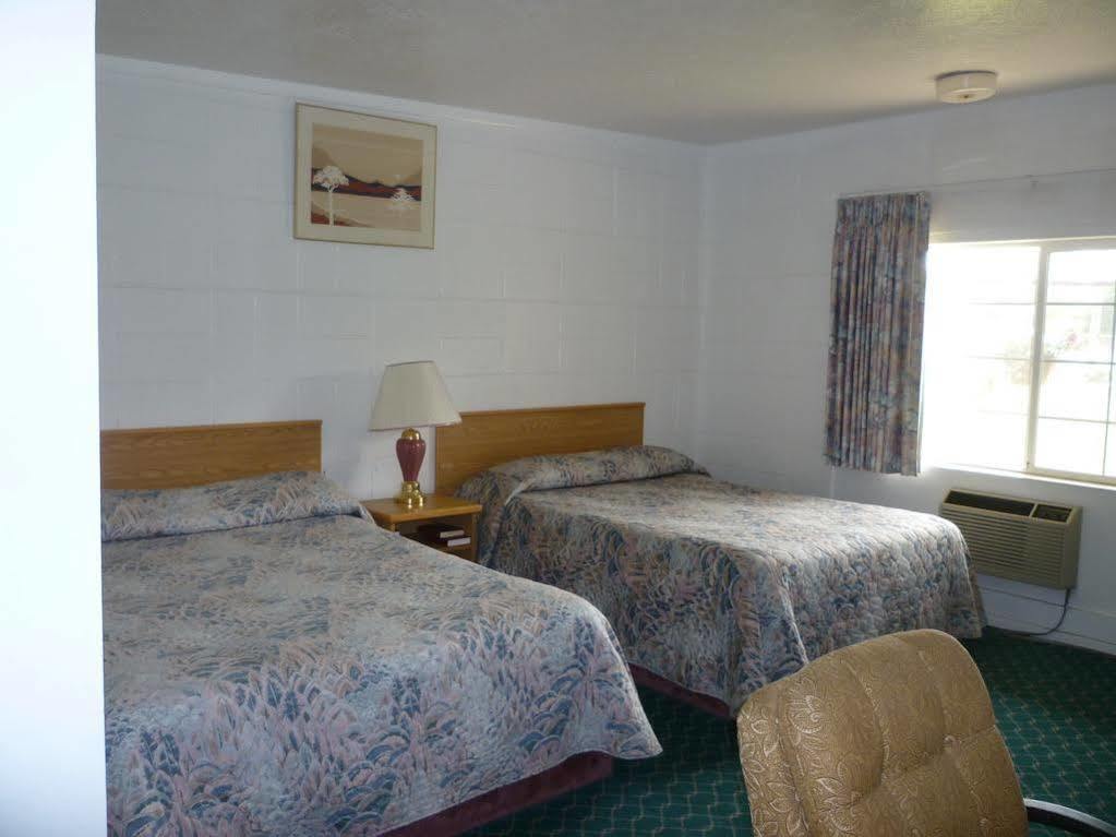Budget Inn Motel Woodburn Eksteriør bilde